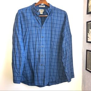 Men’s LL Bean wrinkle free dress shirt